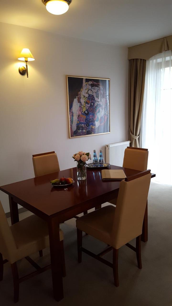 Hotel Dworek*** Skierniewice Eksteriør bilde