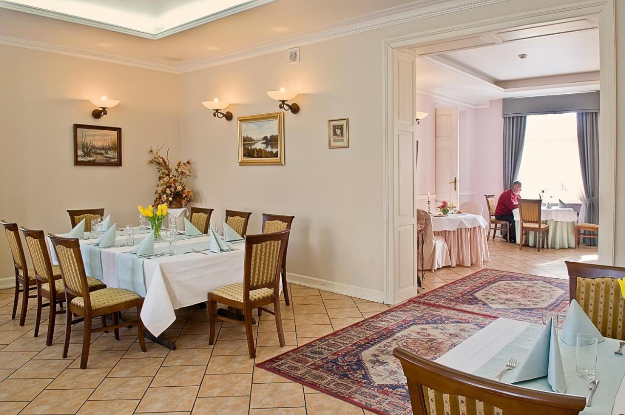 Hotel Dworek*** Skierniewice Eksteriør bilde