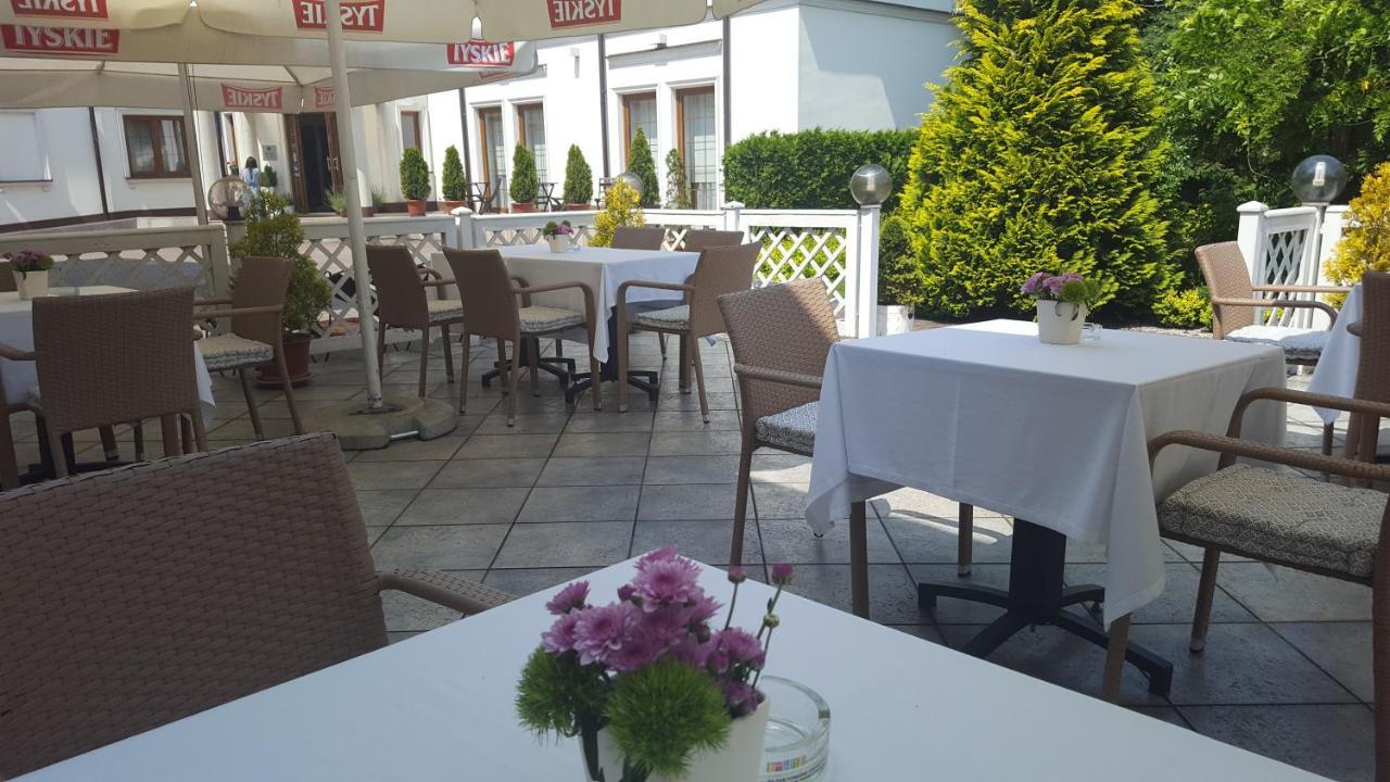 Hotel Dworek*** Skierniewice Eksteriør bilde
